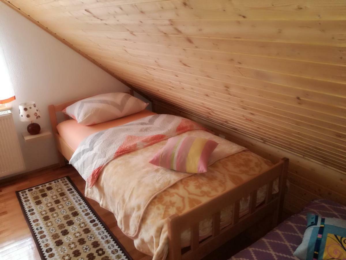 Kuca Za Odmor "Jasna" Apartment Crni Lug Ngoại thất bức ảnh
